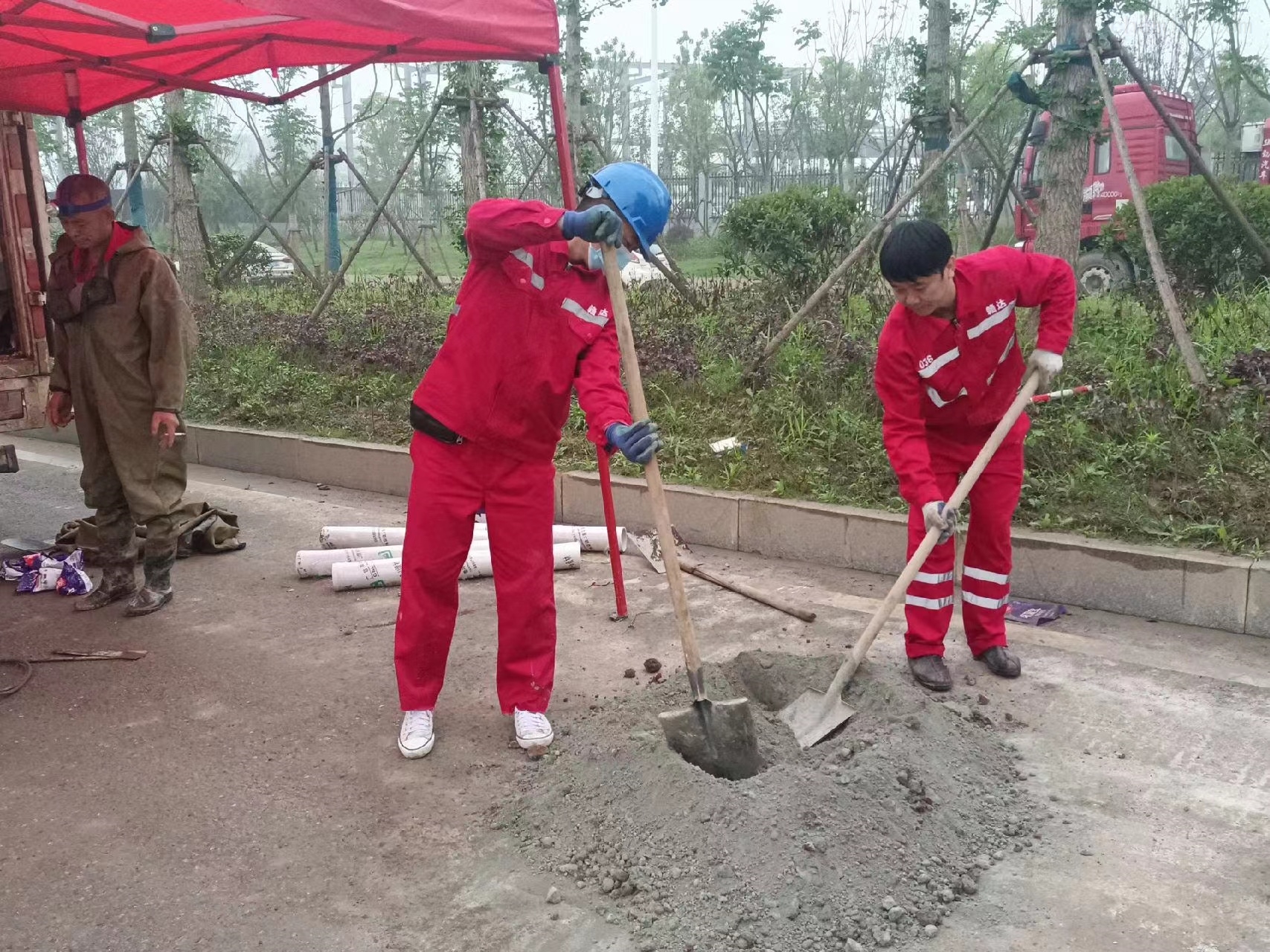 坡头管道疏通哪家好】及时进行市政管道清淤